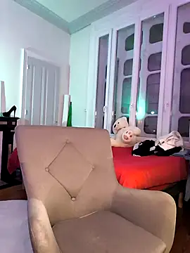 emma4xxx online show from 12/29/24, 08:26