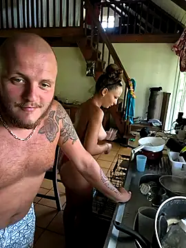 emma4xxx online show from 03/07/25, 07:49