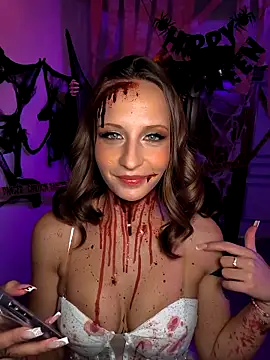 emma4xxx online show from 10/28/25, 08:11