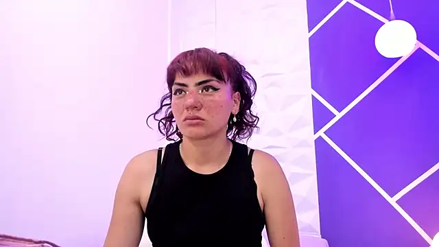 AlejandrraX online show from 10/07/25, 12:02