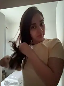 CuteeRose online show from 05/14/26, 11:39