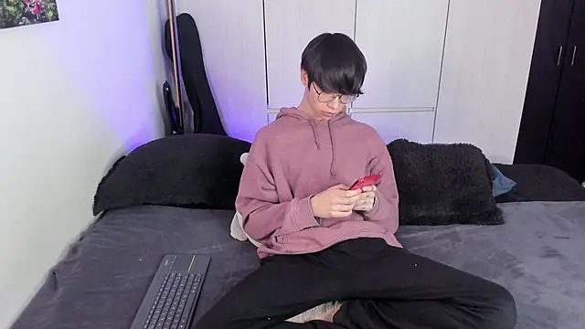 Aventure Twinks online show from 01/03/25, 08:21