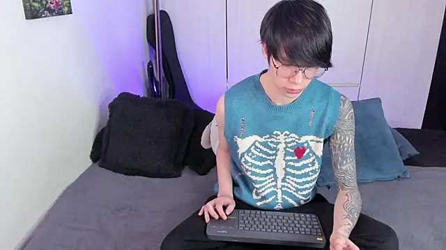 Aventure Twinks online show from 01/08/25, 07:34