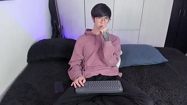 Aventure Twinks online show from 01/29/25, 05:24