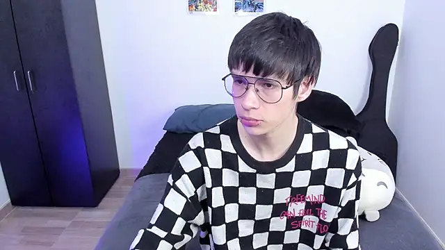 Aventure Twinks online show from 03/21/25, 02:39