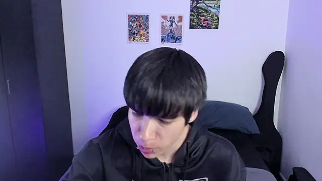 Aventure Twinks online show from 10/22/25, 03:18