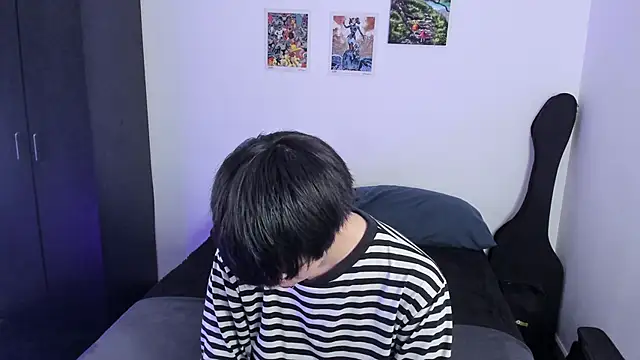 Aventure Twinks online show from 10/23/25, 03:06