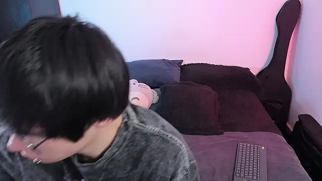 Aventure Twinks online show from 12/03/25, 05:11