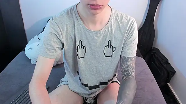 Aventure Twinks online show from 02/02/26, 09:46