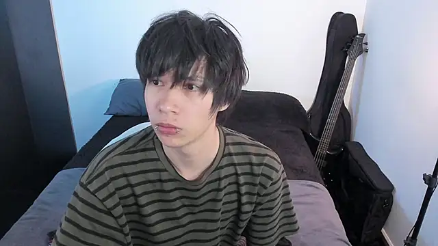 Aventure Twinks online show from 05/17/26, 12:08