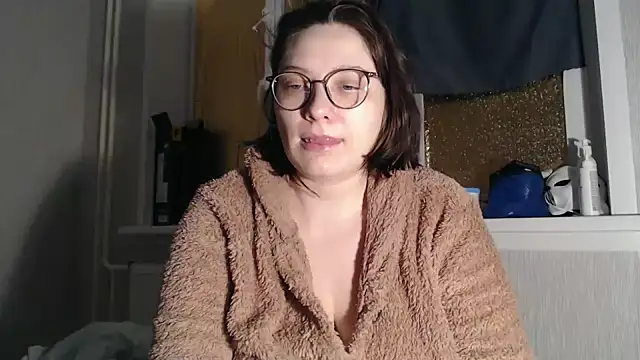 Snapshot of Nina7HotCherry chatting on 01/25/25, 06:57 Nina7HotCherry online show from 01/25/25, 06:57