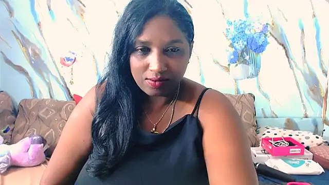 Snapshot of Indian_tracy chatting on 03/31/26, 10:37 Indian tracy online show from 03/31/26, 10:37