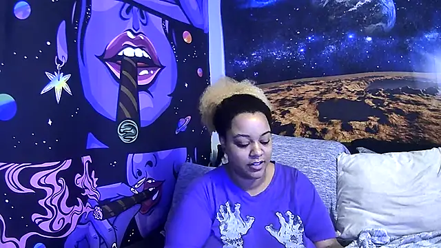 Snapshot of AutumnHart chatting on 12/18/24, 04:06 AutumnHart online show from 12/18/24, 04:06