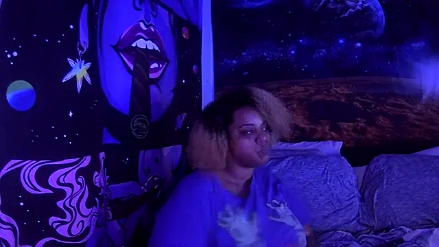 Snapshot of AutumnHart chatting on 12/20/24, 01:58 AutumnHart online show from 12/20/24, 01:58