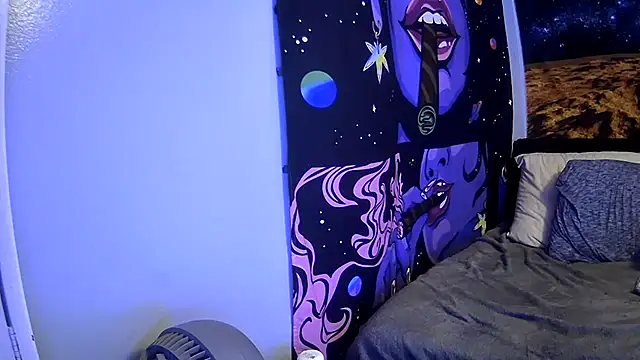 Snapshot of AutumnHart chatting on 12/30/24, 05:02 AutumnHart online show from 12/30/24, 05:02