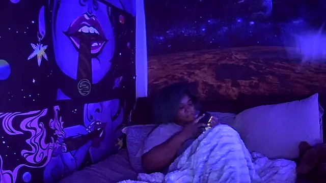 Snapshot of AutumnHart chatting on 12/30/24, 08:04 AutumnHart online show from 12/30/24, 08:04