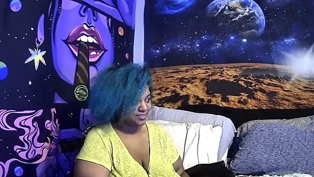 Snapshot of AutumnHart chatting on 01/02/25, 12:55 AutumnHart online show from 01/02/25, 12:55