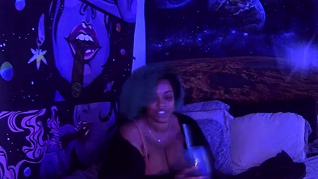 Snapshot of AutumnHart chatting on 01/15/25, 02:24 AutumnHart online show from 01/15/25, 02:24