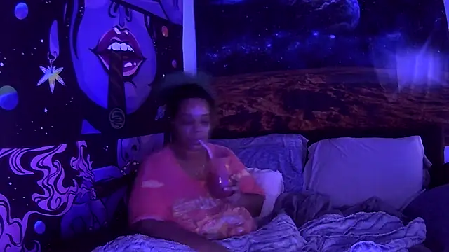 Snapshot of AutumnHart chatting on 01/19/25, 01:33 AutumnHart online show from 01/19/25, 01:33