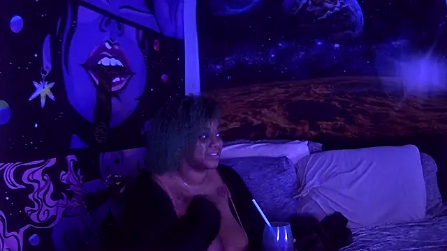 Snapshot of AutumnHart chatting on 01/22/25, 03:29 AutumnHart online show from 01/22/25, 03:29