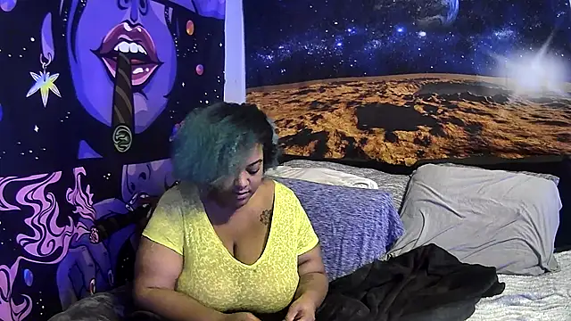 Snapshot of AutumnHart chatting on 01/25/25, 03:30 AutumnHart online show from 01/25/25, 03:30