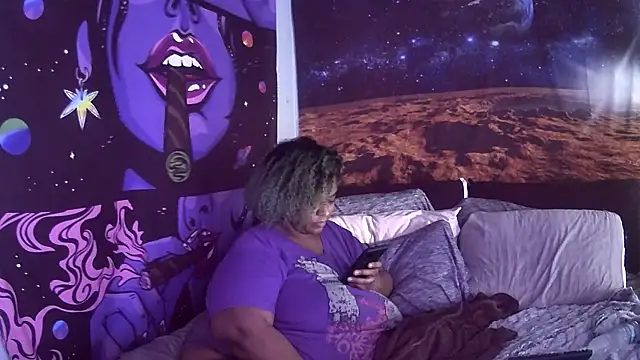 Snapshot of AutumnHart chatting on 02/10/25, 09:04 AutumnHart online show from 02/10/25, 09:04