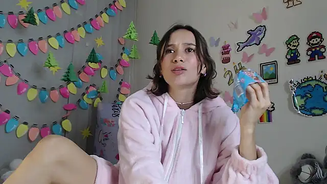 Snapshot of reaLISStic chatting on 12/16/24, 11:39 reaLISStic online show from 12/16/24, 11:39