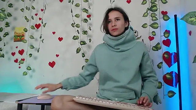 Snapshot of reaLISStic chatting on 03/05/25, 12:16 reaLISStic online show from 03/05/25, 12:16