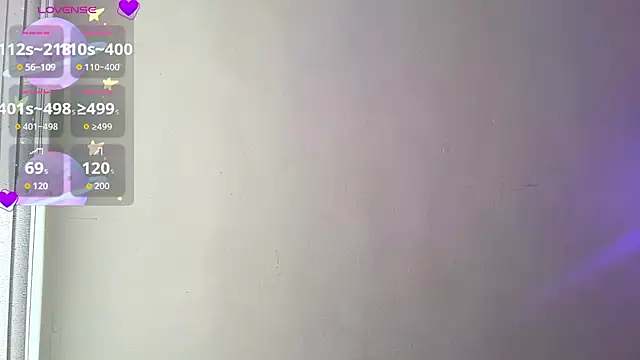 Snapshot of reaLISStic chatting on 09/19/25, 03:45 reaLISStic online show from 09/19/25, 03:45