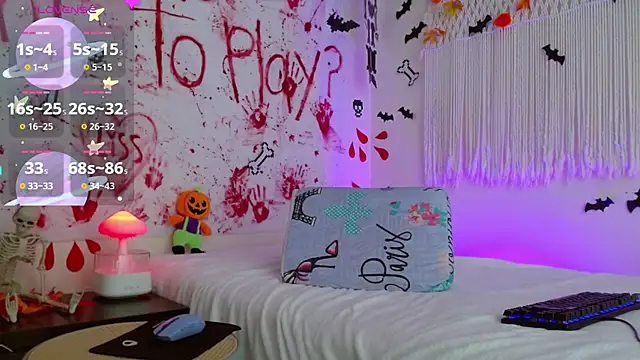 Snapshot of reaLISStic chatting on 10/31/25, 04:30 reaLISStic online show from 10/31/25, 04:30