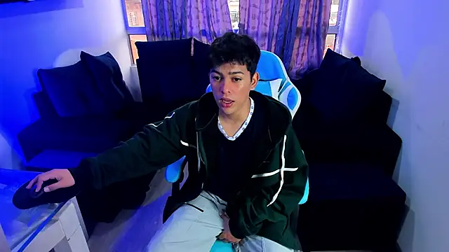 Snapshot of Franco_Rizzo_ chatting on 01/11/25, 10:18 Franco Rizzo online show from 01/11/25, 10:18