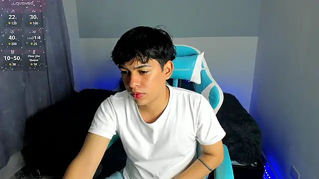 Snapshot of Franco_Rizzo_ chatting on 03/07/25, 09:27 Franco Rizzo online show from 03/07/25, 09:27