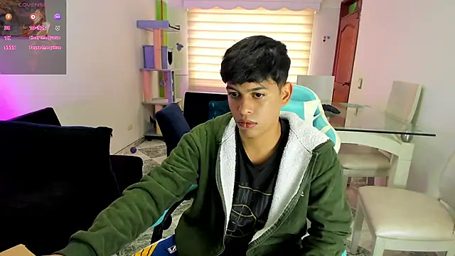 Snapshot of Franco_Rizzo_ chatting on 09/14/25, 09:47 Franco Rizzo online show from 09/14/25, 09:47