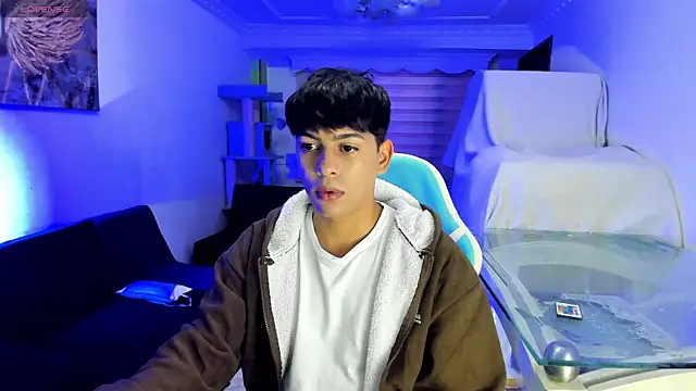 Snapshot of Franco_Rizzo_ chatting on 09/21/25, 02:24 Franco Rizzo online show from 09/21/25, 02:24