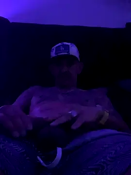 RoodoggXL online show from 11/08/25, 03:07