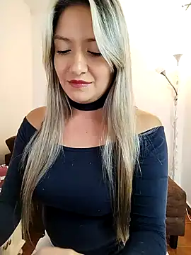 valeriahunter1 online show from 01/17/25, 11:07