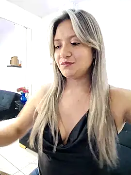 Snapshot of valeriahunter1 chatting on 02/27/26, 10:32 valeriahunter1 online show from 02/27/26, 10:32