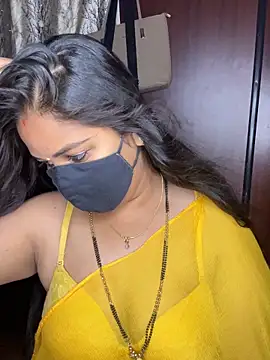 Snapshot of kannadatelugugirl chatting on 04/07/26, 12:33 kannadatelugugirl online show from 04/07/26, 12:33