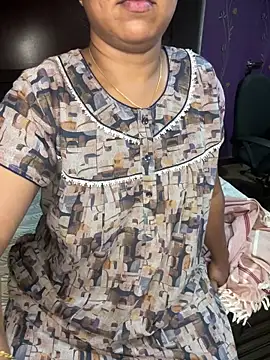 Snapshot of kannadatelugugirl chatting on 04/09/26, 12:54 kannadatelugugirl online show from 04/09/26, 12:54