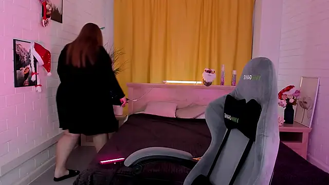 KimberlyMaran online show from 12/17/24, 09:28