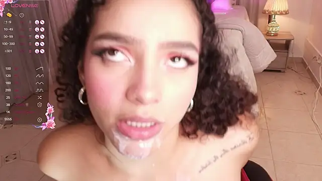 anahi curlie1 online show from 02/02/25, 02:56