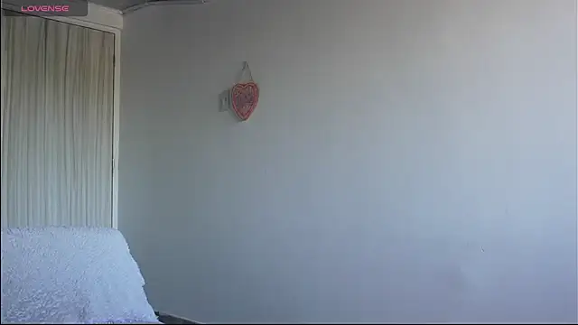 Snapshot of Muscle_King_Cum chatting on 06/20/26, 01:14 Muscle King Cum online show from 06/20/26, 01:14