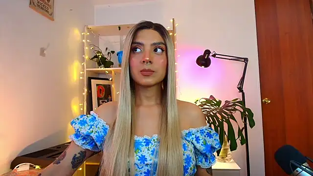 Snapshot of Yeriawaddell_ chatting on 01/31/25, 12:28 Yeriawaddell  online show from 01/31/25, 12:28