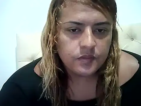 KIARAMARSHALLWELLZ online show from 12/13/24, 11:02