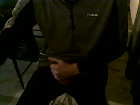 Snapshot of hornyman18cm39 chatting on 01/09/25, 04:28 hornyman18cm39 online show from 01/09/25, 04:28