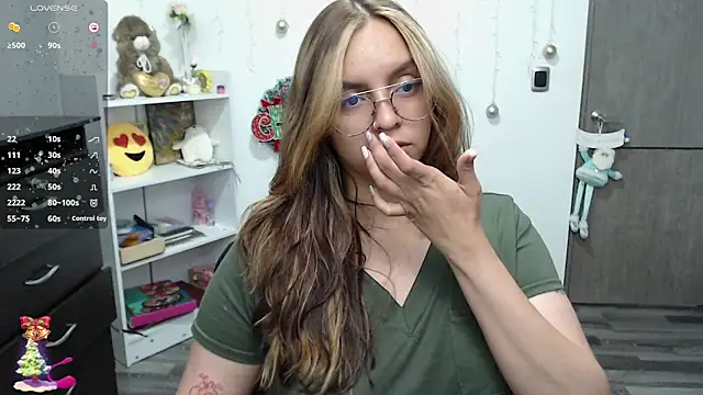 Valery7rose  online show from 12/17/24, 02:44