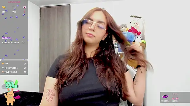 Snapshot of Valery7rose_ chatting on 04/05/26, 04:04 Valery7rose online show from 04/05/26, 04:04