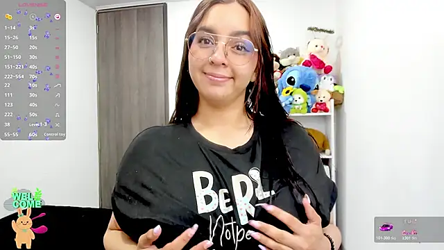 Snapshot of Valery7rose_ chatting on 04/14/26, 03:07 Valery7rose online show from 04/14/26, 03:07