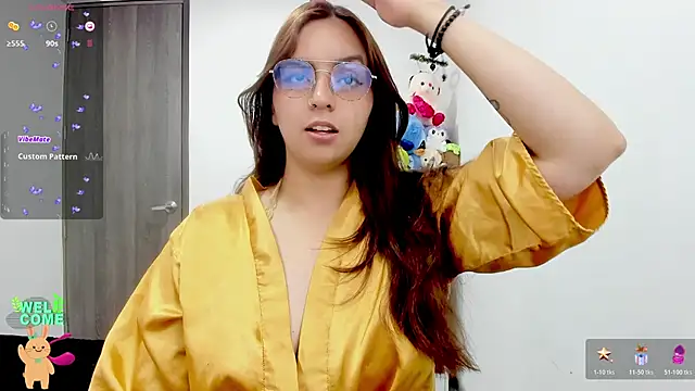 Snapshot of Valery7rose_ chatting on 04/24/26, 03:03 Valery7rose online show from 04/24/26, 03:03