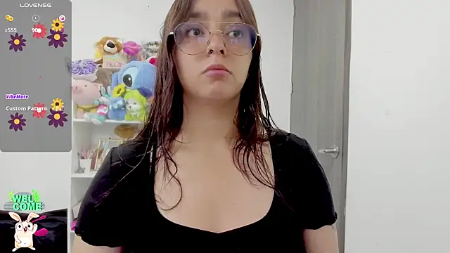 Snapshot of Valery7rose_ chatting on 06/30/26, 03:35 Valery7rose online show from 06/30/26, 03:35